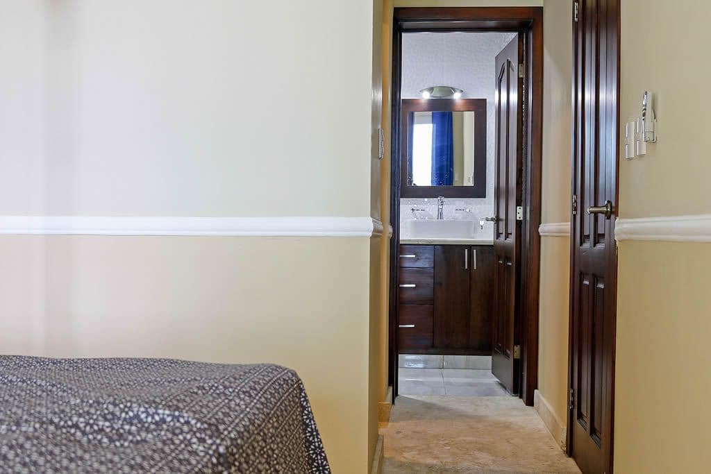 SO-002 Move-in ready 2 bedroom condo for sale in Sosua, Dominican Republic - Miniatura 6