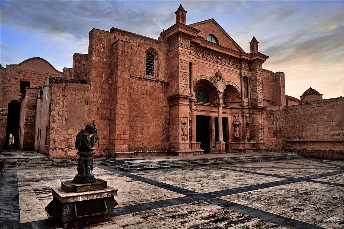 Catedral de Santo Domingo - Historia de República Dominicana