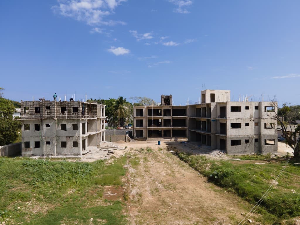 Apartment for Sale: 2 Bedroom, Close to the Beach in Sosua, Dominican Republic - Miniatura 13