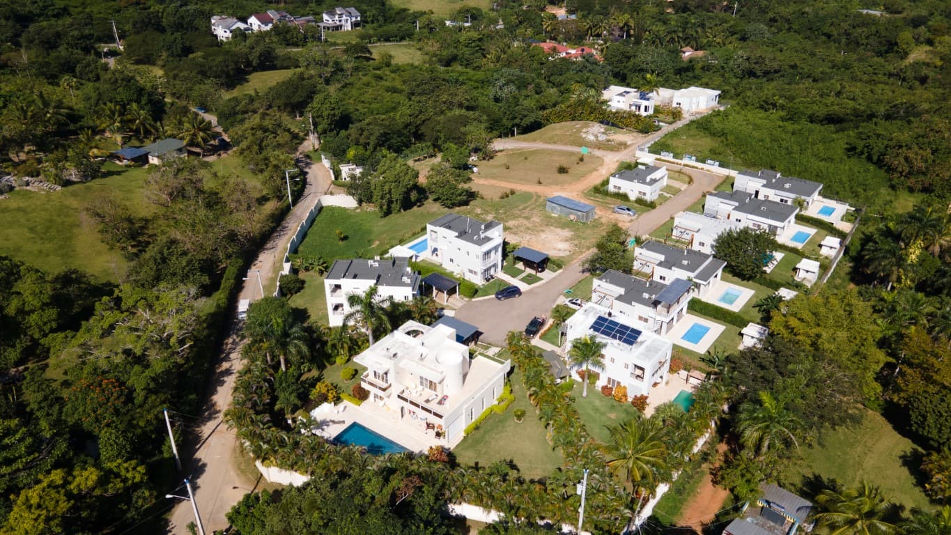 Exclusive 3-Bedroom Villa with Private Pool and Patio for Sale in Sosúa, Dominican Republic - Miniatura 8