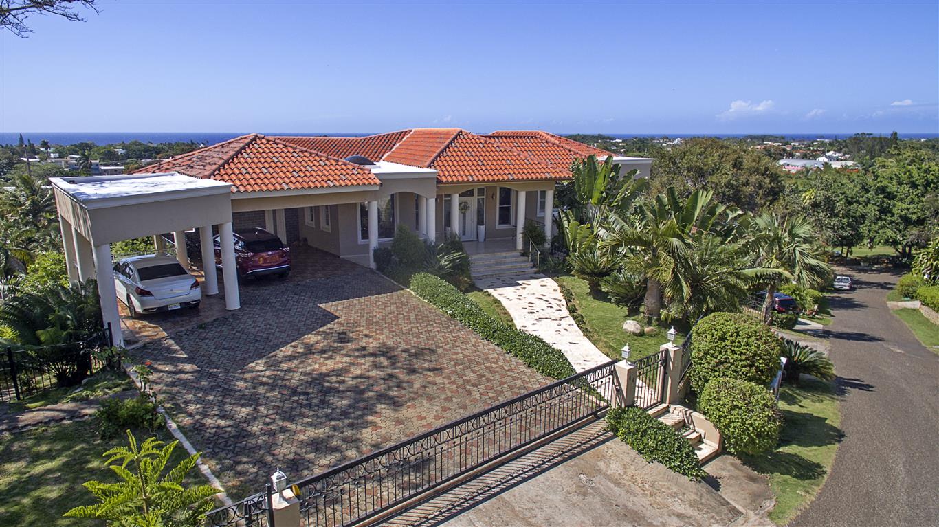 Luxury Villa for Sale in an Exclusive Gated Community - Sosua - Miniatura 10