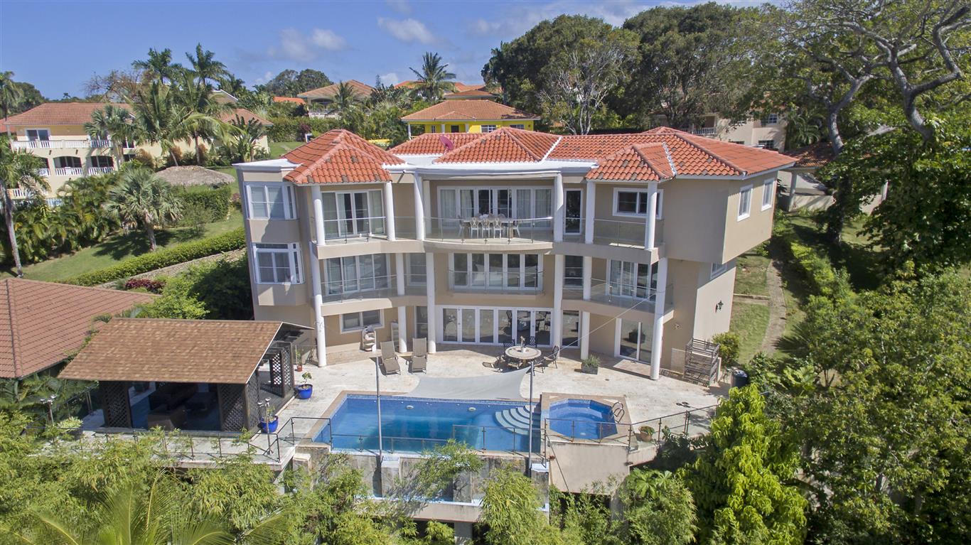 Luxury Villa for Sale in an Exclusive Gated Community - Sosua