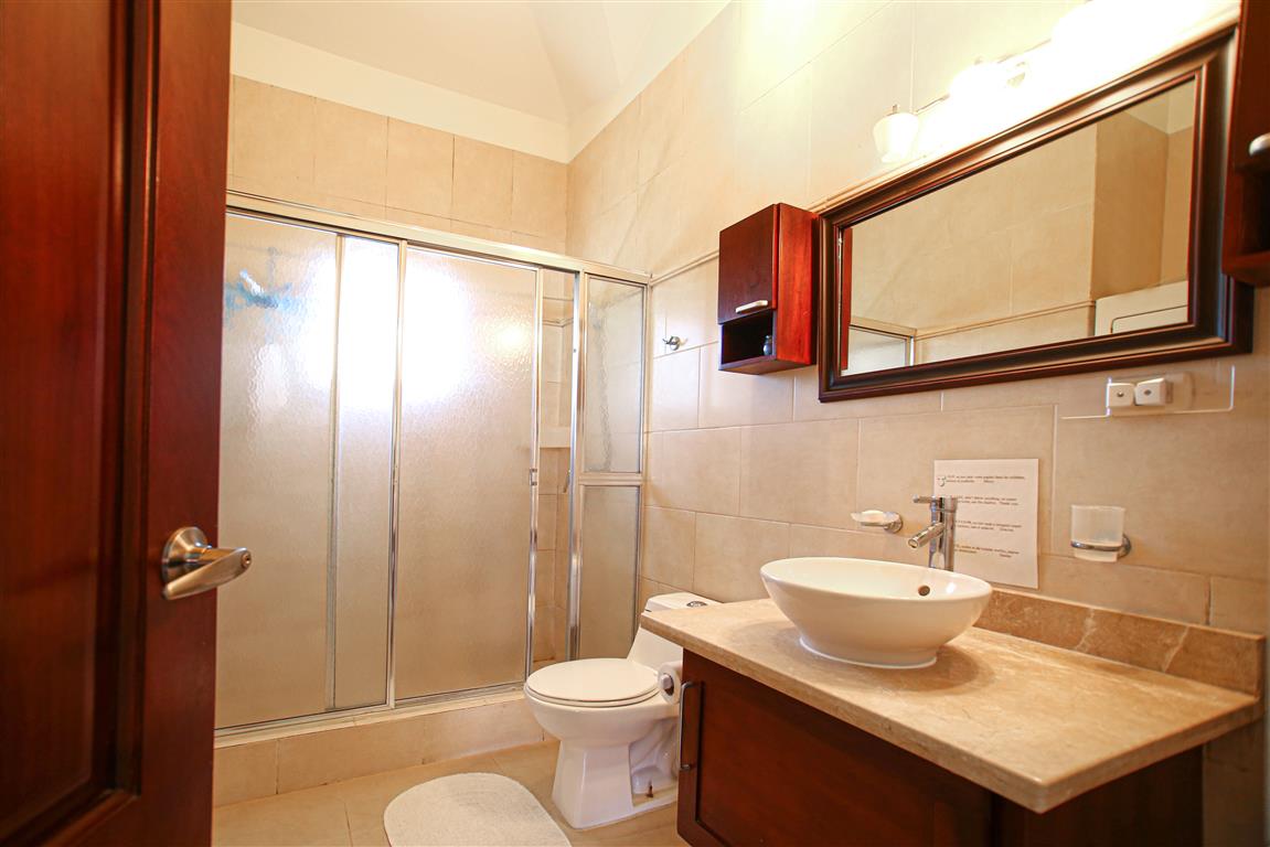 Fully Furnished 2-Bedroom Condominium for Sale in Cabarete - Miniatura 6